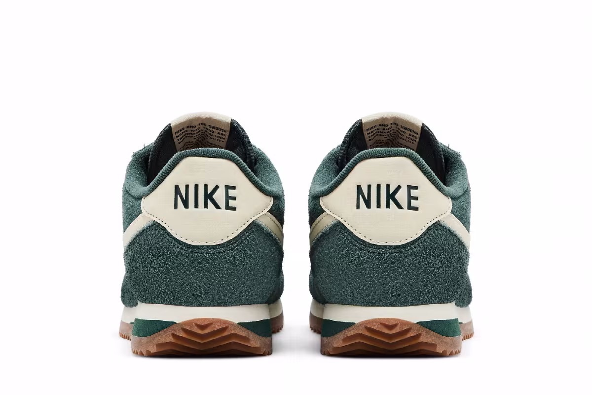 Nike Women's Cortez Vintage Vintage Green Muslin, view 7