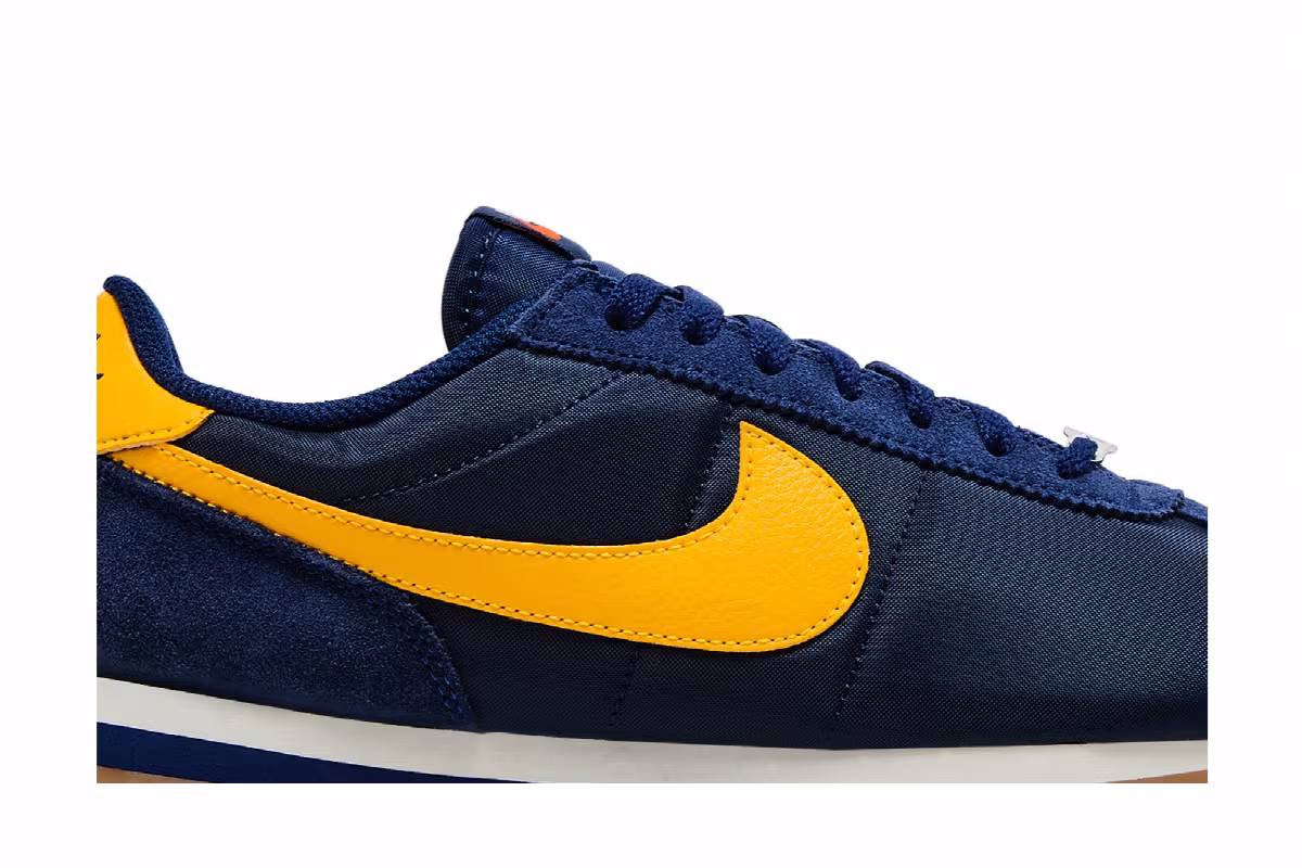 Nike Women's Cortez Michigan, view 3