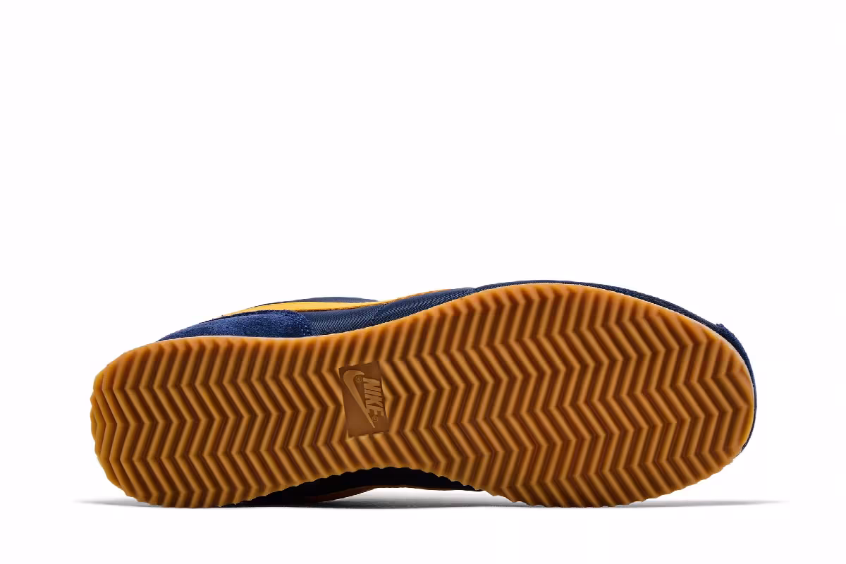 Nike Women's Cortez Michigan, view 5