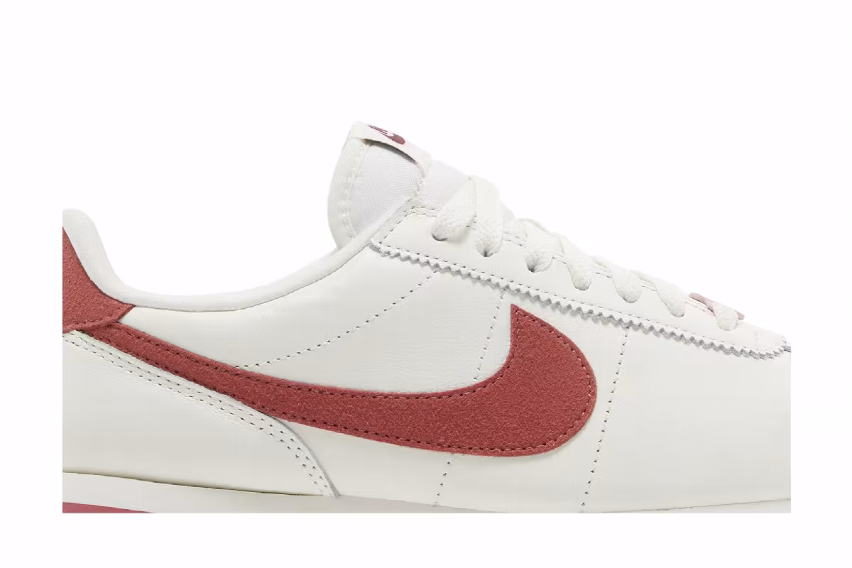 Nike Women's Cortez Valentine's Day 2024, view 3