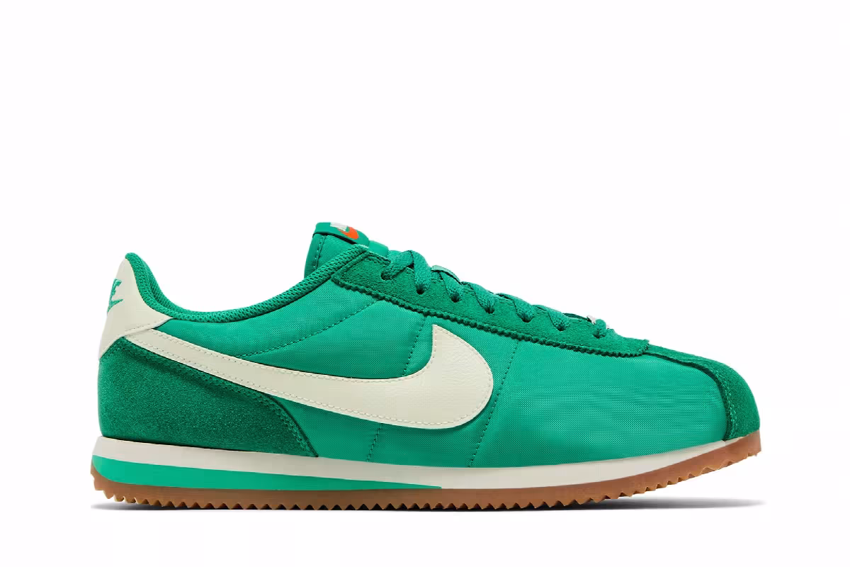 Nike Women's Cortez Stadium Green, view 2