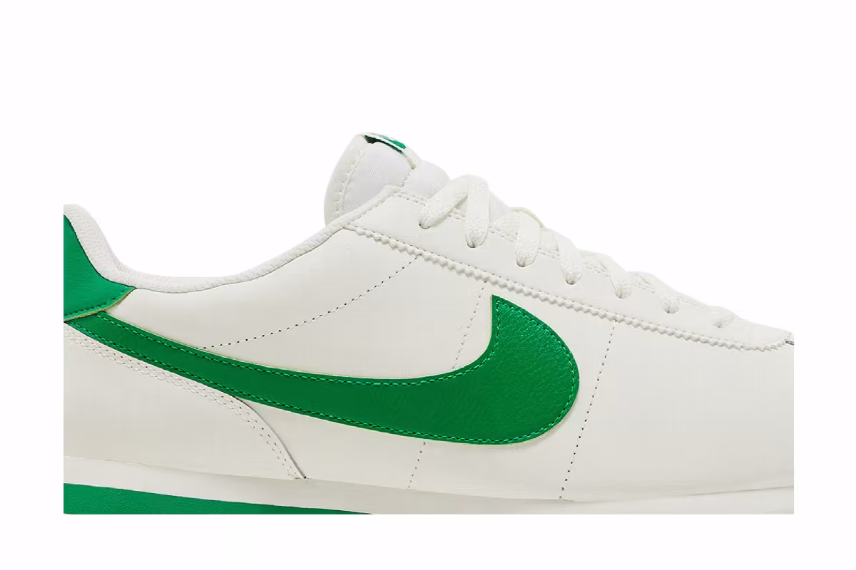 Nike Cortez Sail Stadium Green, view 3