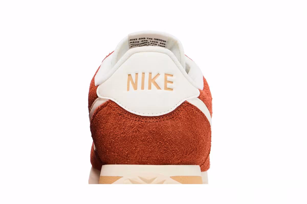 Nike Cortez SE Dark Russet, view 8