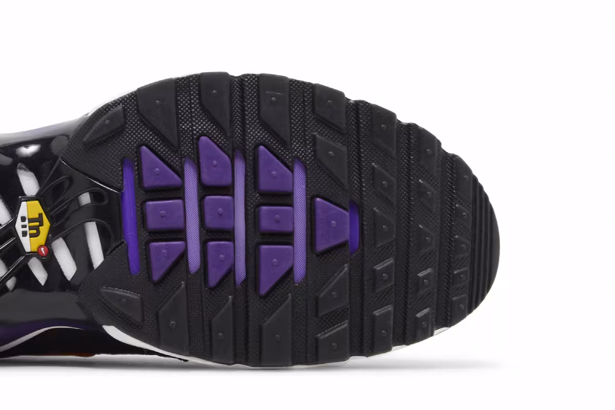 Nike Air Max Plus OG Voltage Purple 2024, view 6