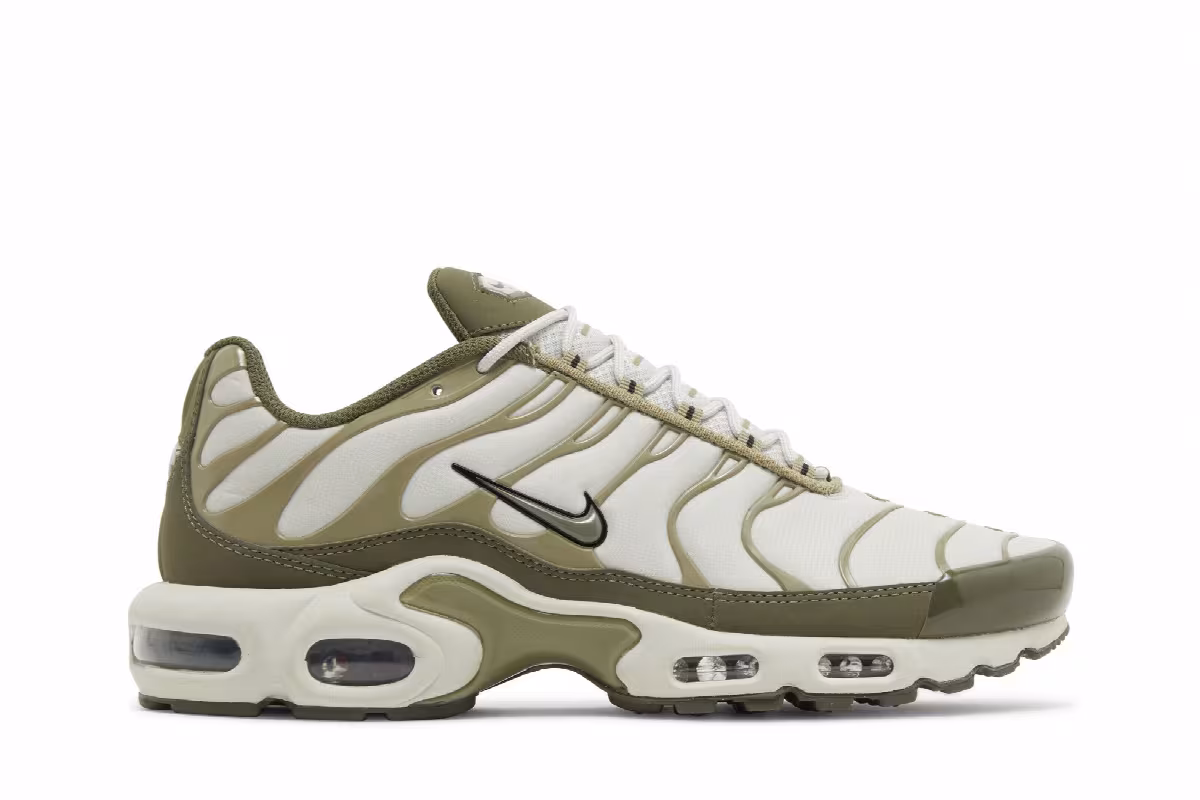 Nike Air Max Plus Light Bone Neutral Olive, view 2