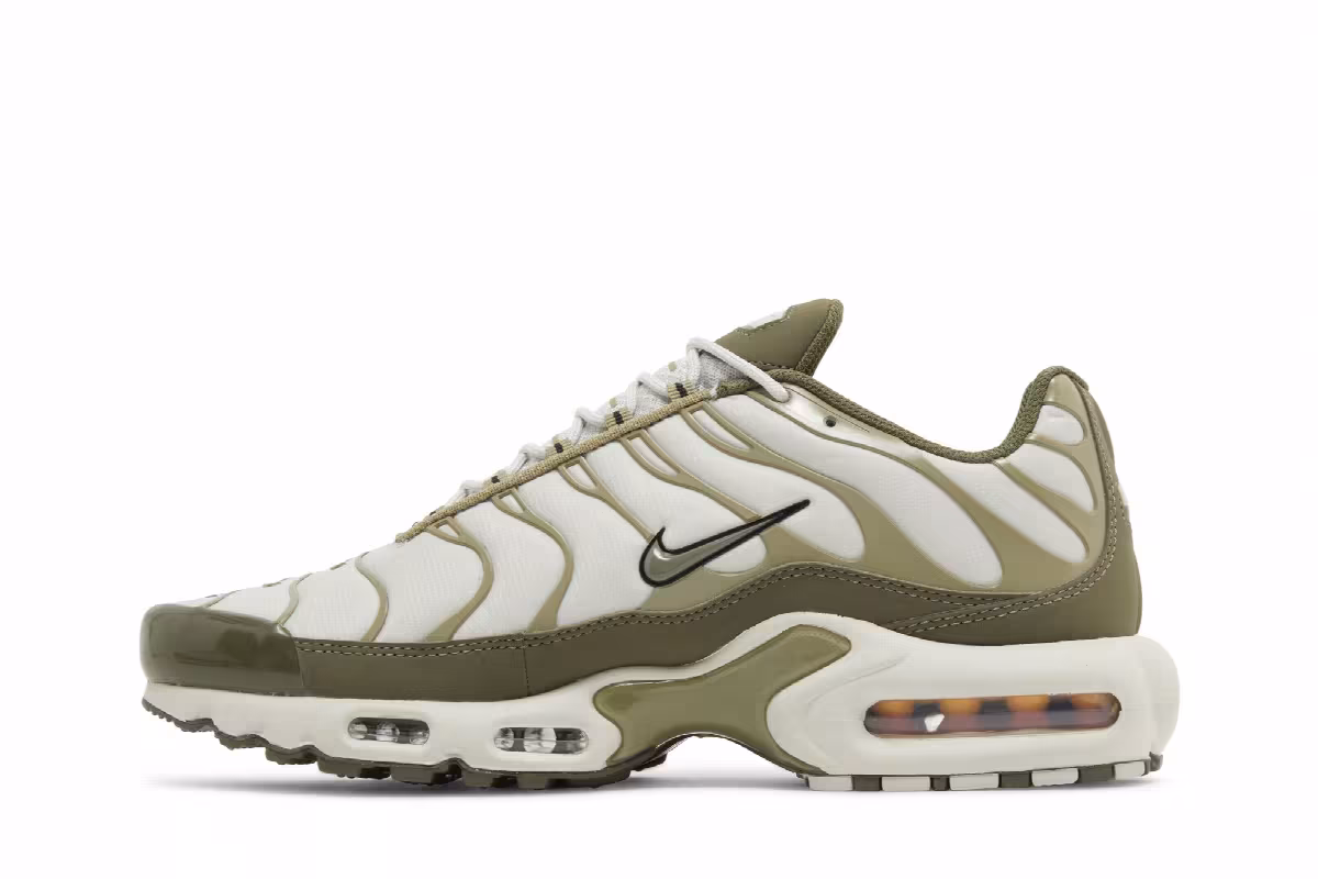 Nike Air Max Plus Light Bone Neutral Olive, view 4