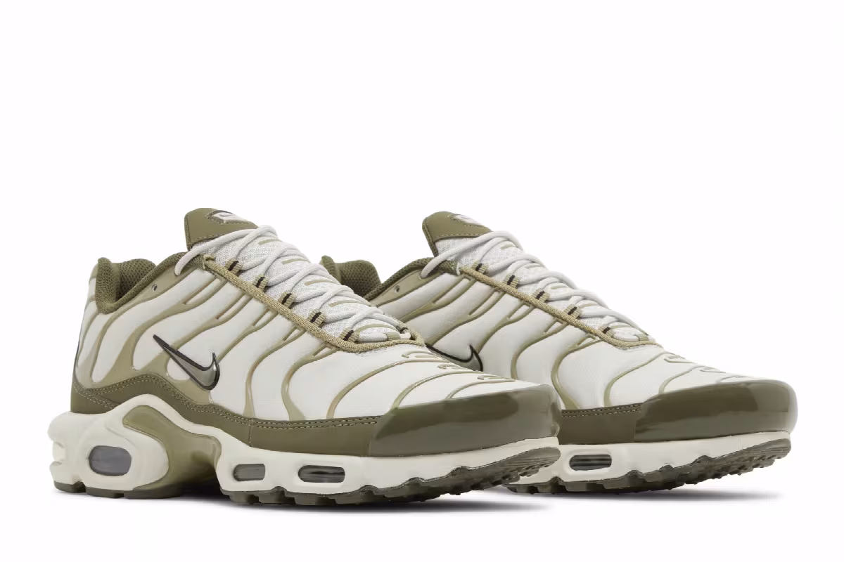 Nike Air Max Plus Light Bone Neutral Olive, view 9