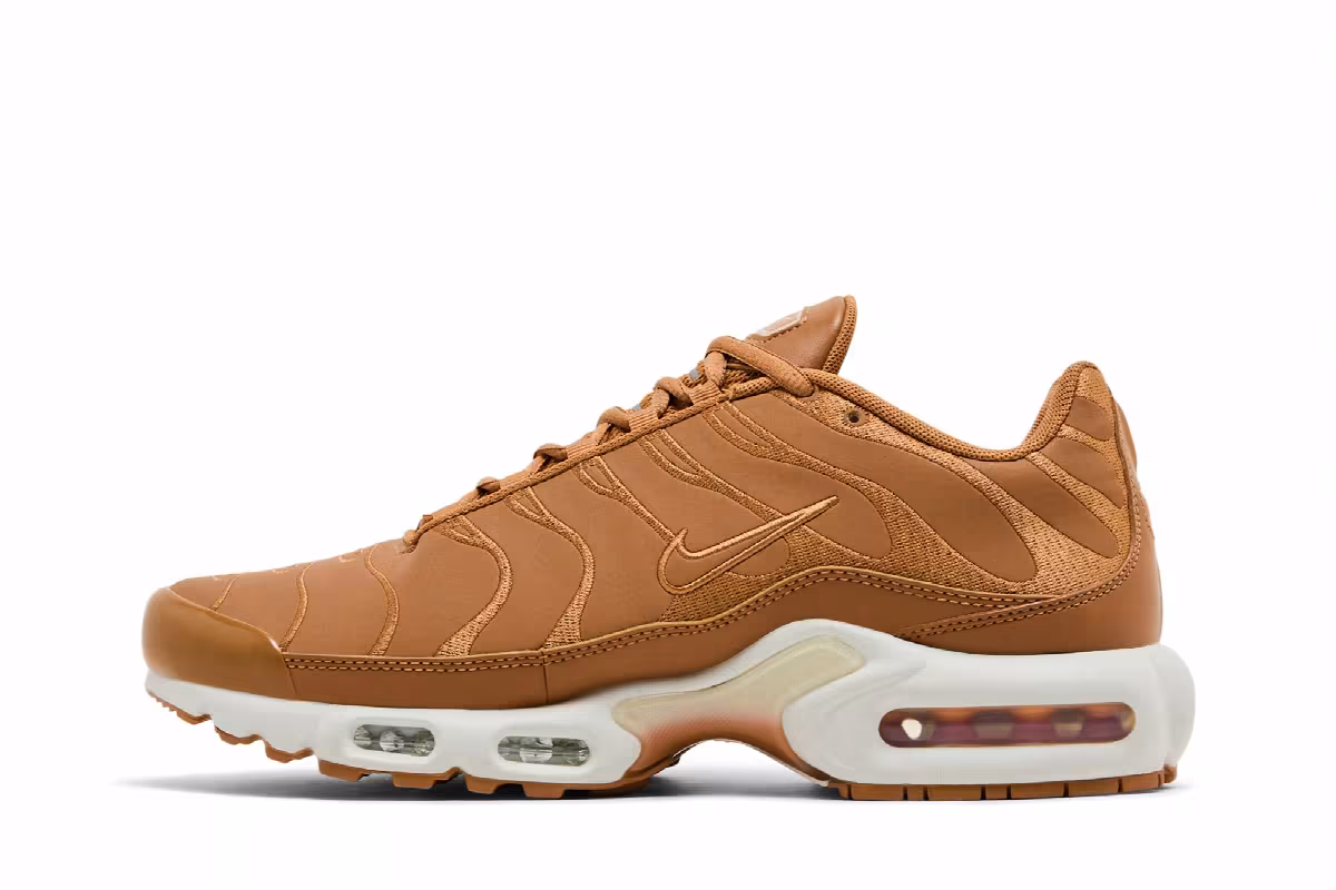 Nike Air Max Plus Flax, view 4
