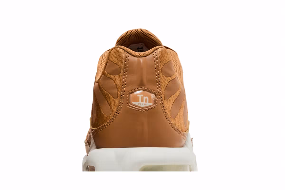 Nike Air Max Plus Flax, view 8