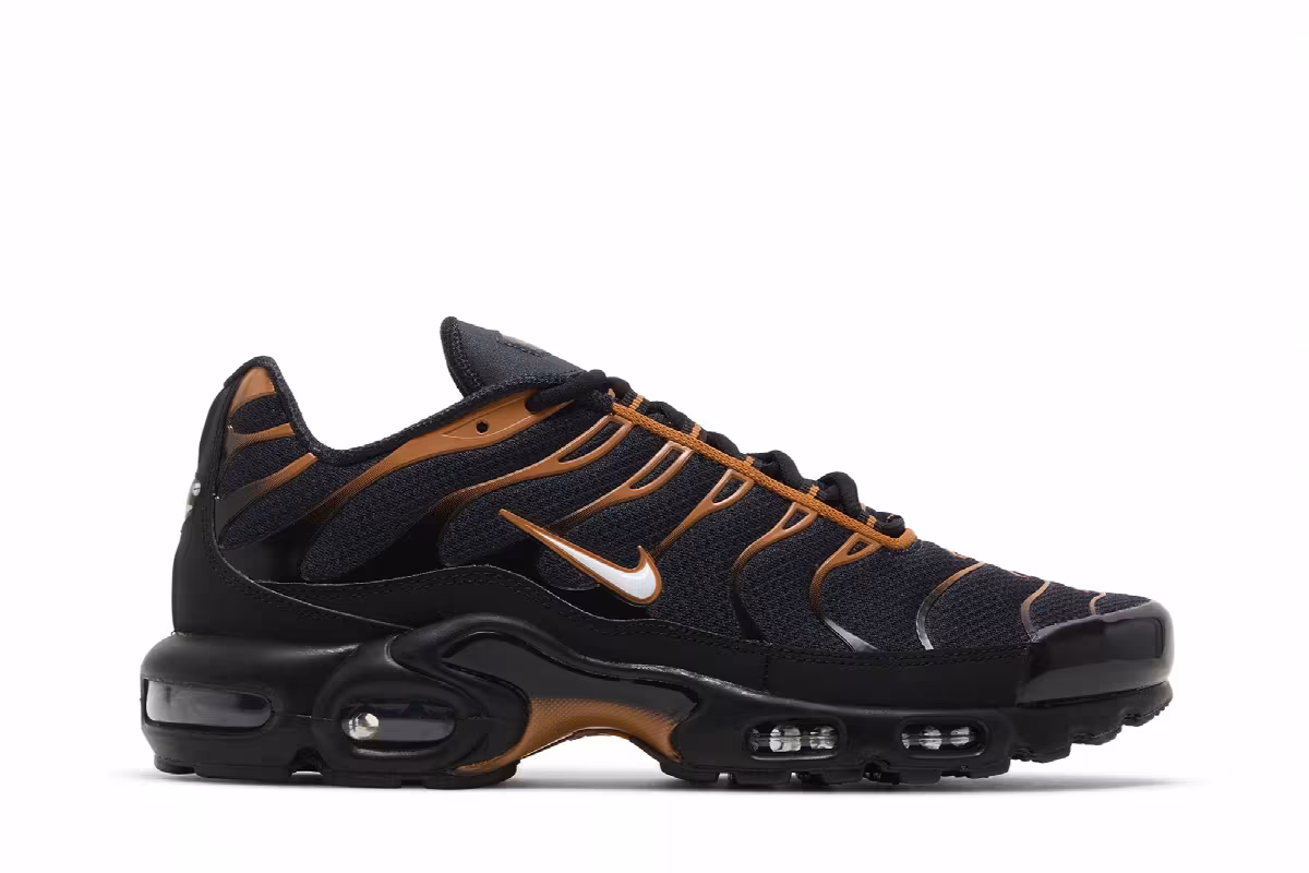 Nike Air Max Plus Dark Obsidian Monarch, view 2