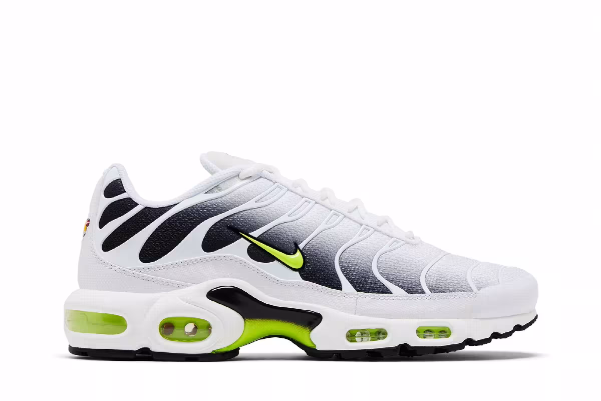 Nike Air Max Plus White Black Volt, view 2