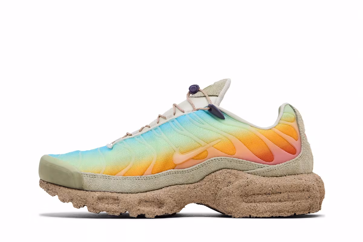 Nike Women's Air Max Plus Beach Sunset, view 4