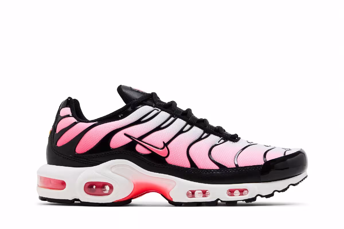 Nike Women's Air Max Plus Black Hot Punch, view 2