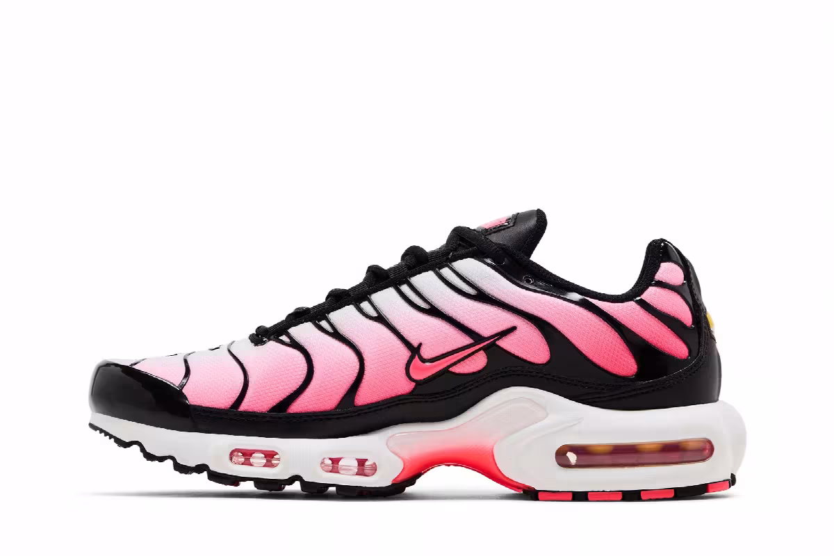 Nike Women's Air Max Plus Black Hot Punch, view 4