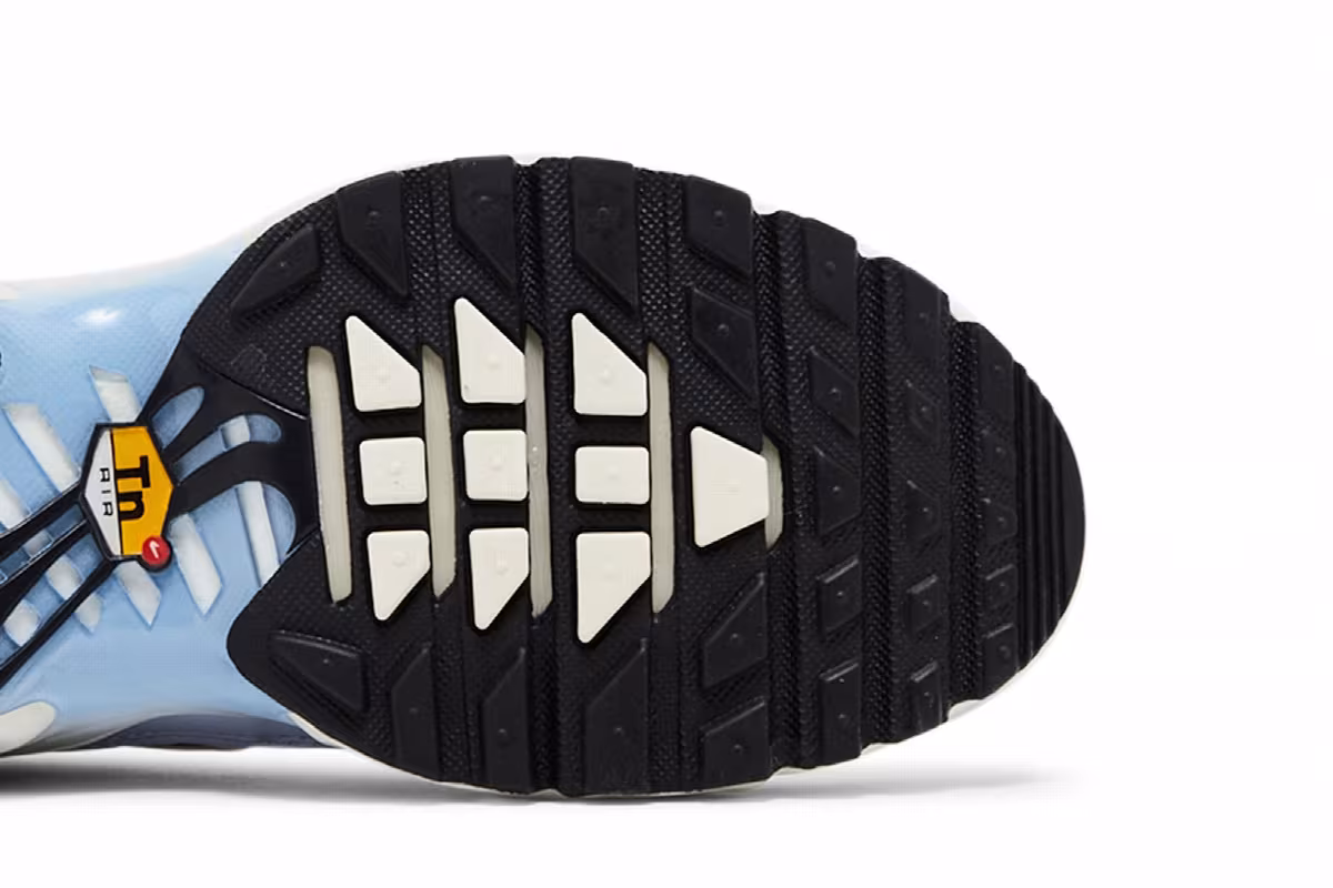 Nike Women's Air Max Plus Daybreak, view 6