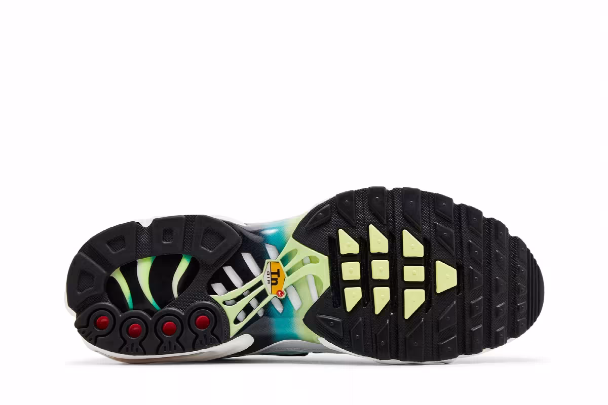 Nike Women's Air Max Plus Dusty Cactus Barely Volt, view 5