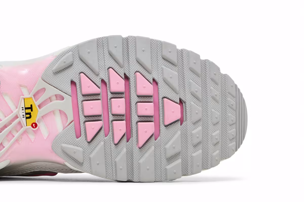 Nike Women's Air Max Plus Summit White Pink Rise, view 6