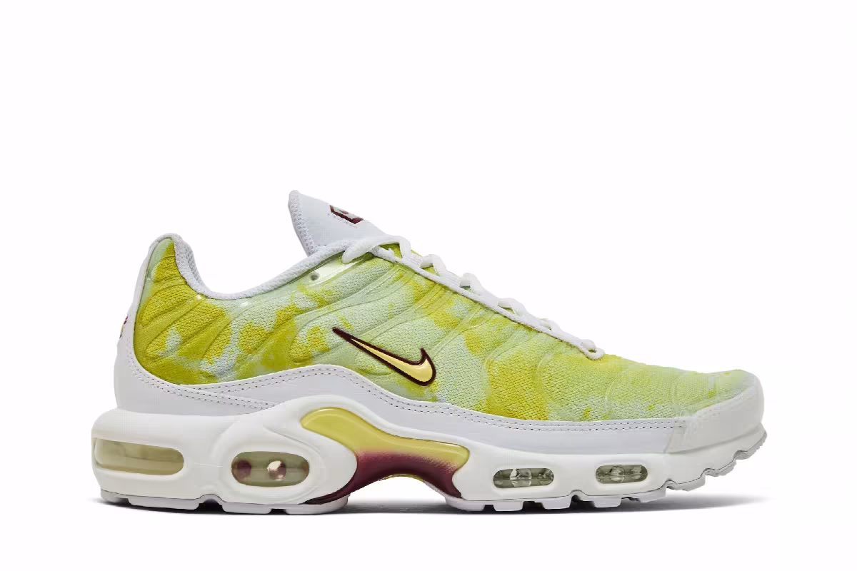 Nike Women's Air Max Plus Lemon Wash, view 2