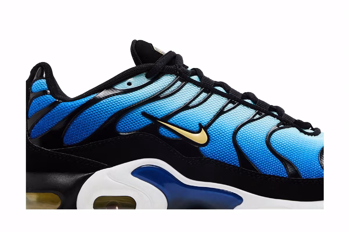 Nike Air Max Plus GS Hyper Blue 2025, view 3