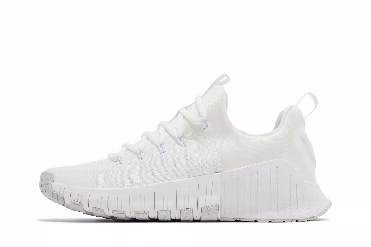 Nike Women's Free Metcon 6 Platinum Tint, view 4
