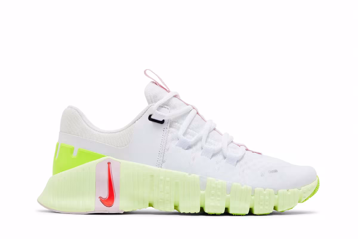 Nike Women's Free Metcon 5 White Barely Volt, view 2