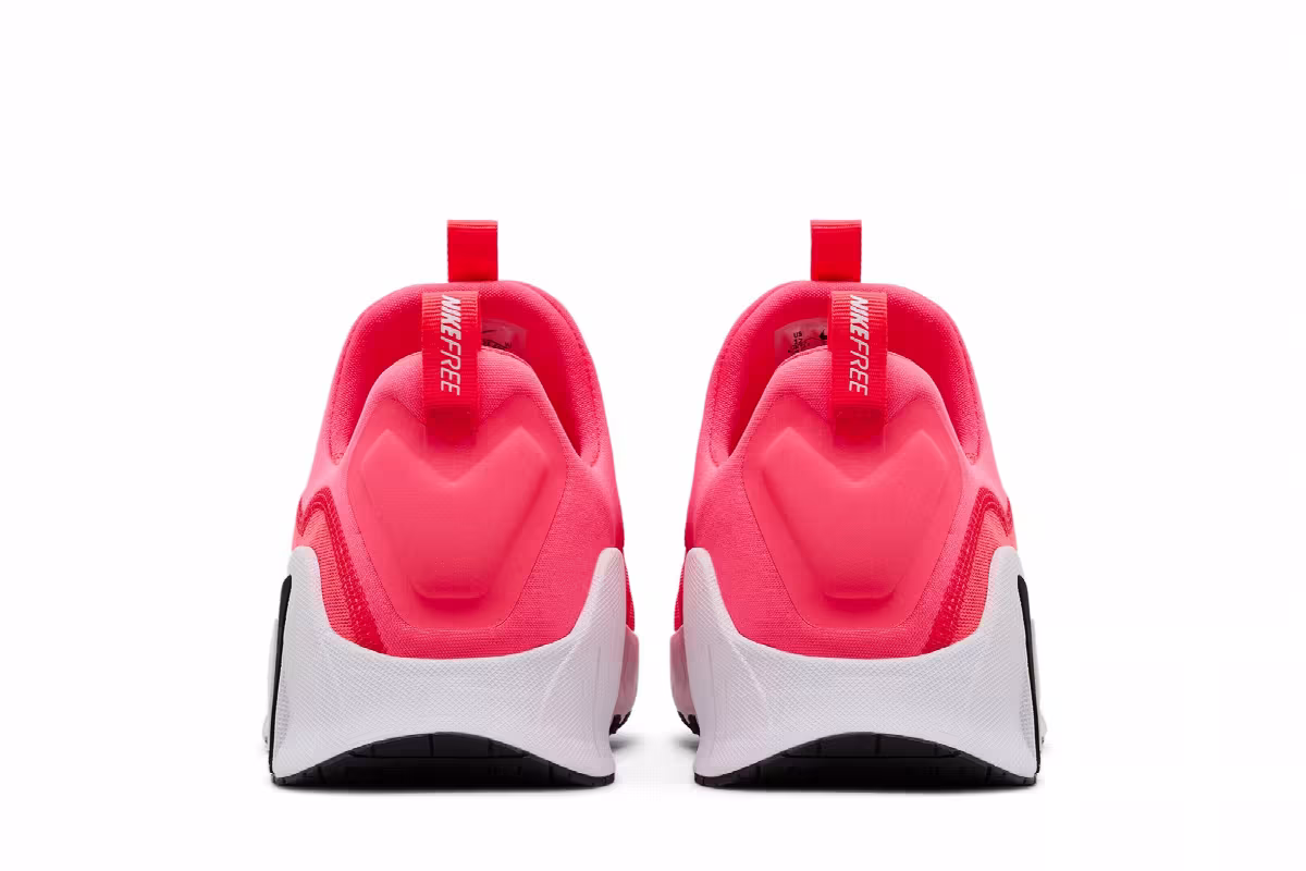 Nike Women's Free Metcon 6 Hot Punch, view 7
