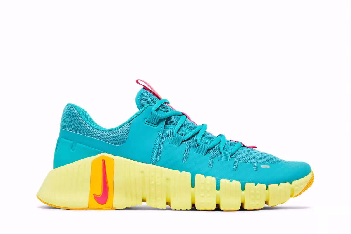 Nike Free Metcon 5 Dusty Cactus Fierce Pink, view 2