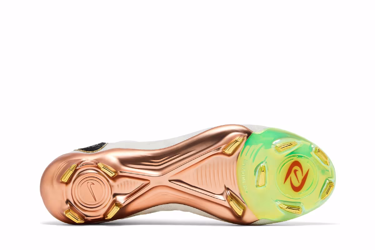 Nike Women's Phantom Luna Elite FG United Golden Pack, view 5