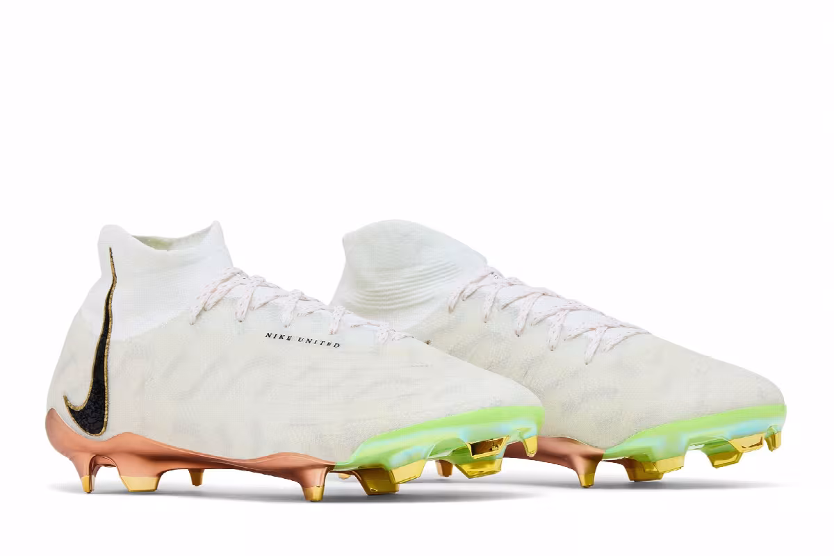 Nike Women's Phantom Luna Elite FG United Golden Pack, view 9