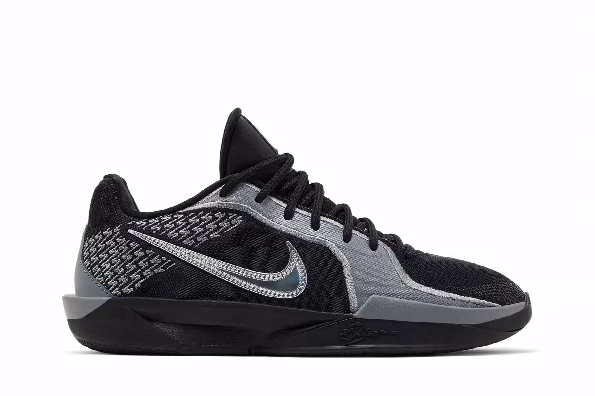 Nike Women's Sabrina 2 Mirrored, view 2