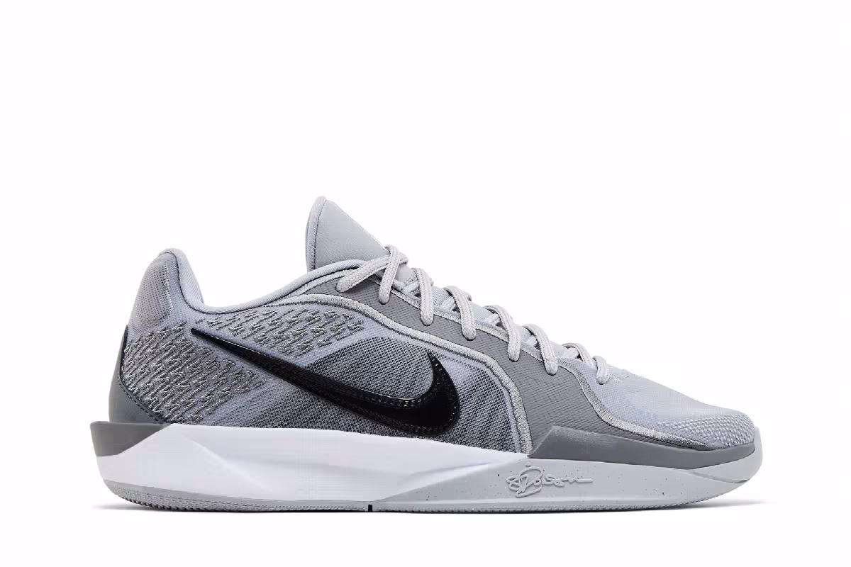 Nike Women's Sabrina 2 TB Wolf Grey, view 2