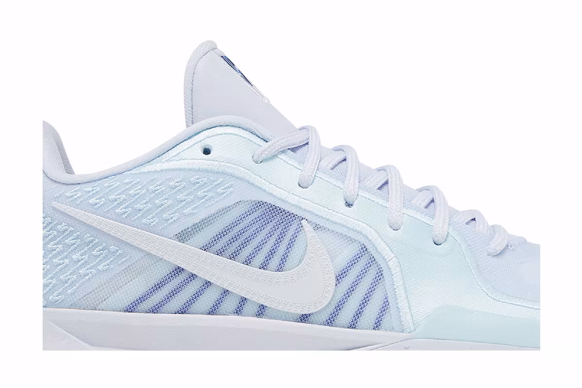 Nike Women's Sabrina 2 Conductor, view 3