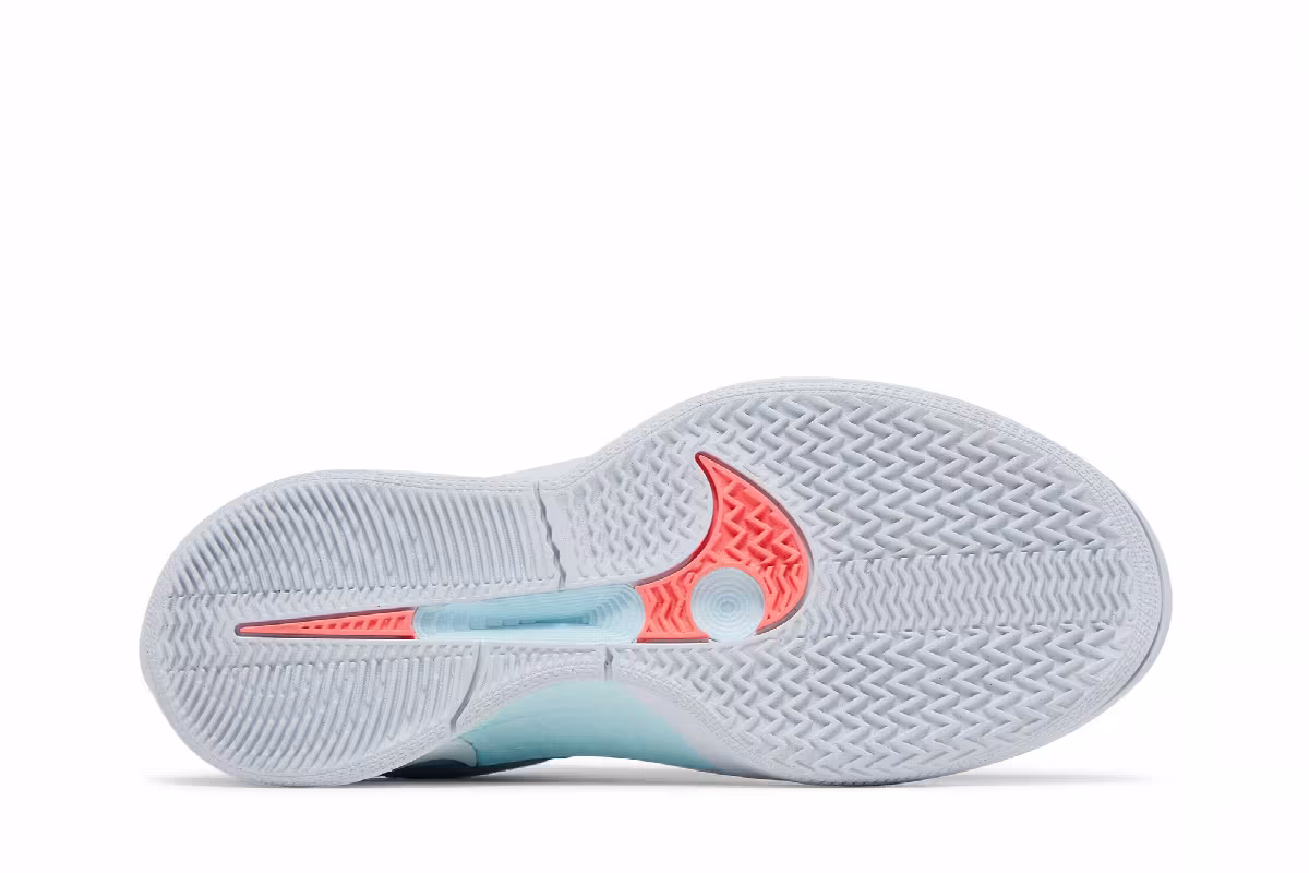 Nike Women's Sabrina 2 Conductor, view 5