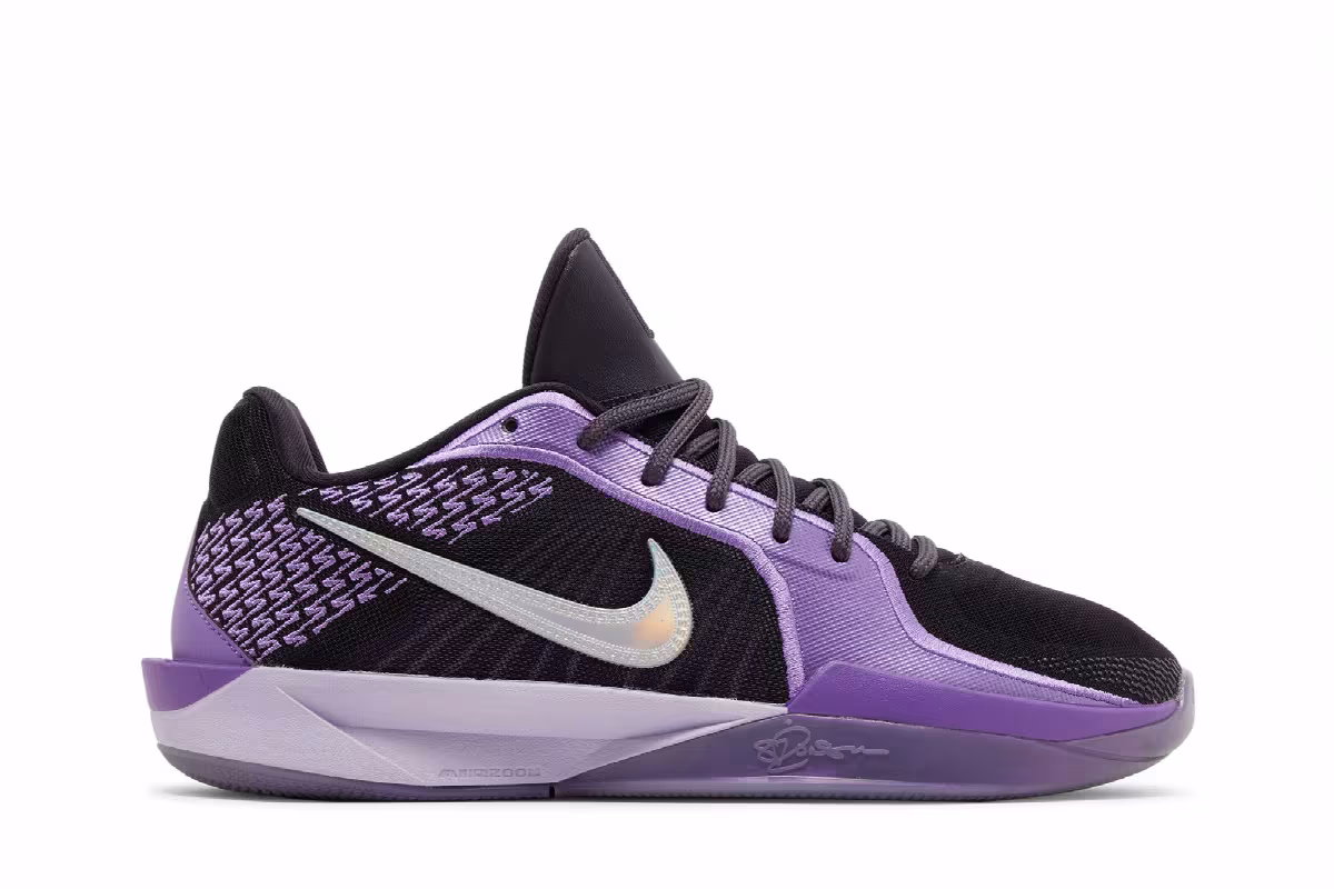 Nike Women's Sabrina 2 Court Vision, view 2