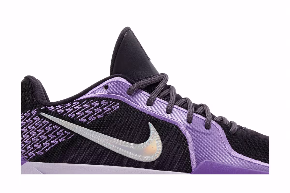 Nike Women's Sabrina 2 Court Vision, view 3