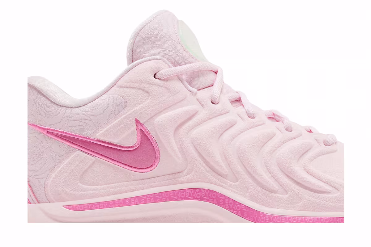 Nike KD 17 NRG Aunt Pearl, view 3
