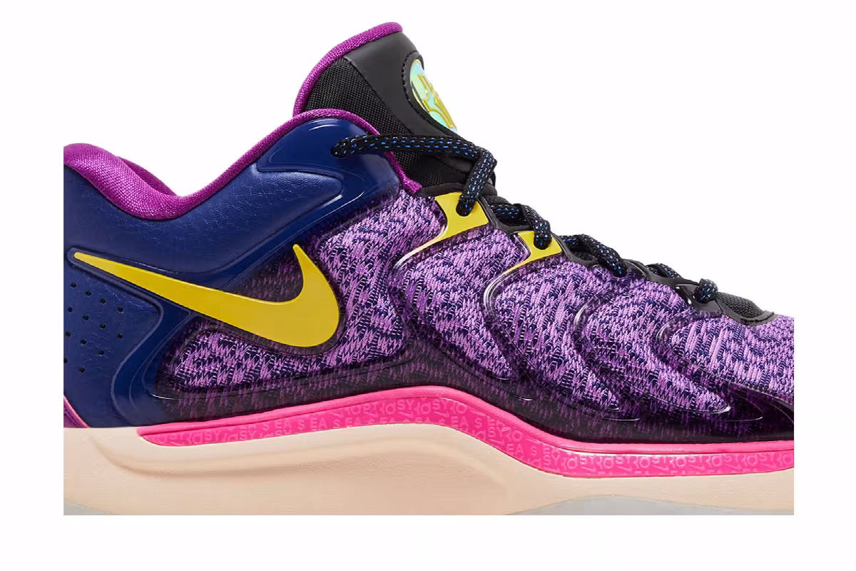 Nike KD 17 Travel Ball, view 3