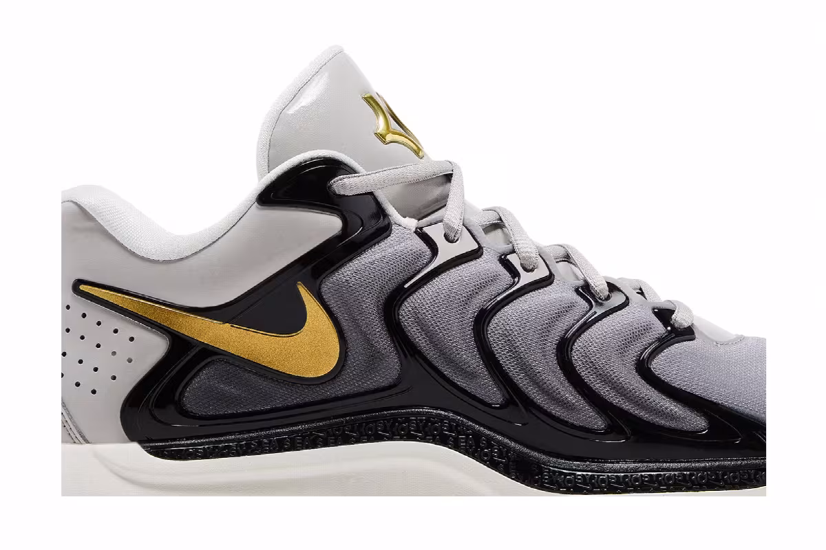 Nike KD 17 Light Iron Ore Metallic Gold, view 3
