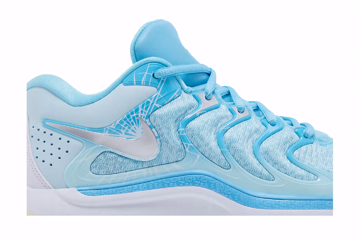Nike KD 17 EP Christmas Pack, view 3