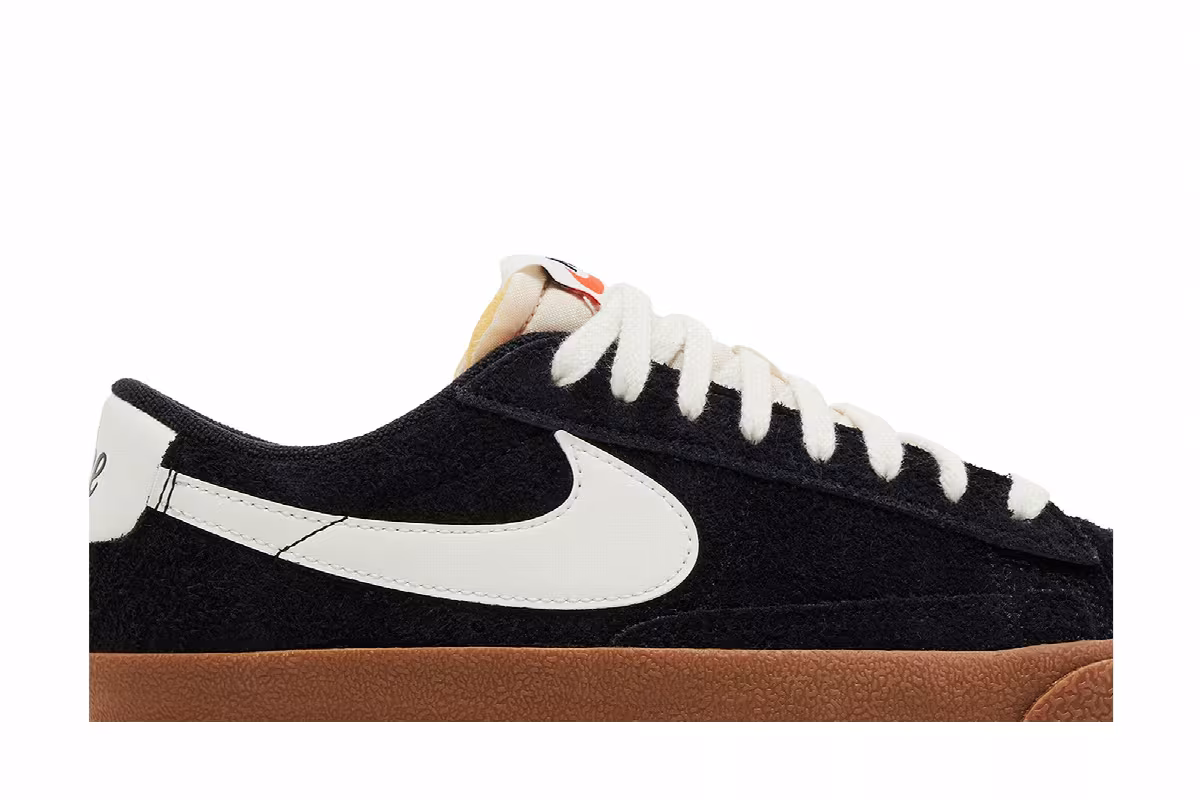 Nike Women's Blazer Low Black Gum, view 3