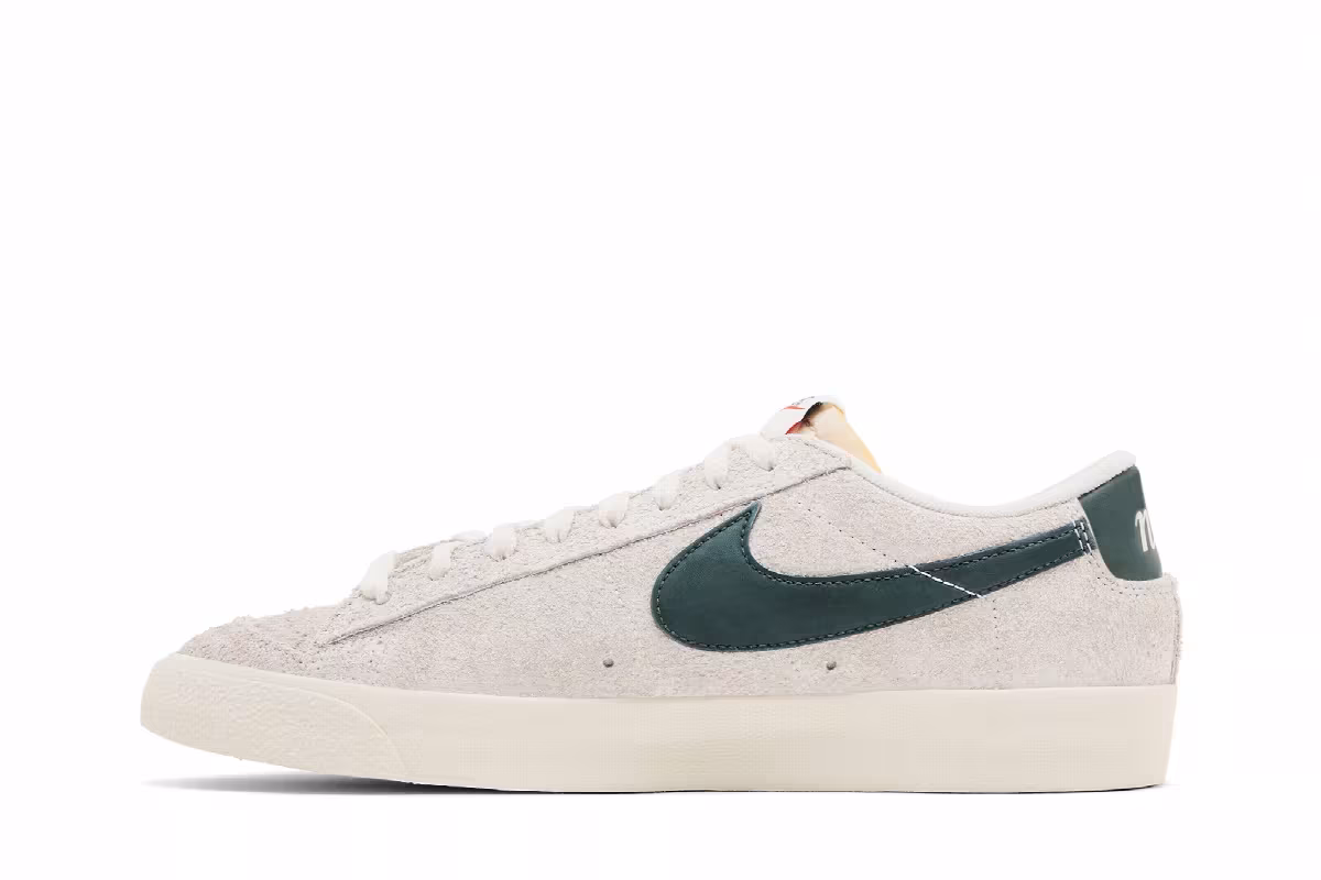 Nike Women's Blazer Low Phantom Vintage Green, view 4