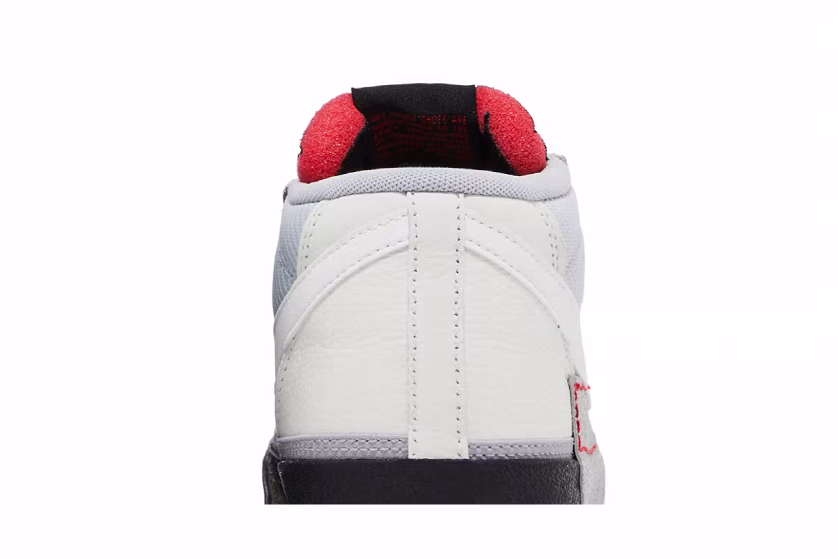 Nike Blazer Low Pro Club Wolf Grey University Red, view 8