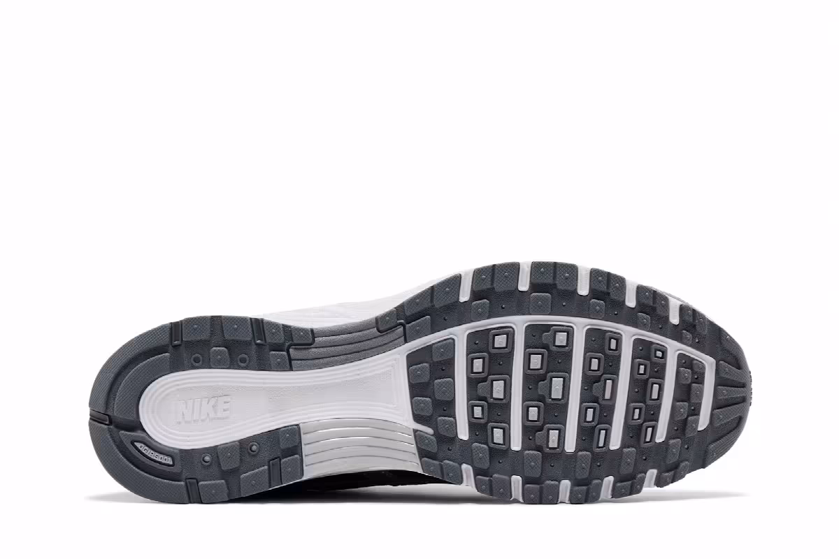 Nike P-6000 Metallic Cool Grey, view 5