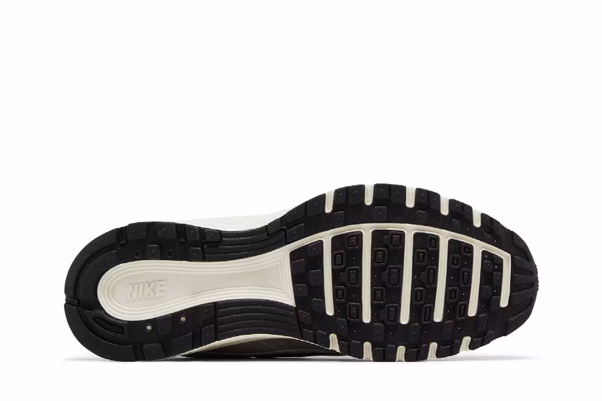 Nike P-6000 GS Metallic Silver, view 5