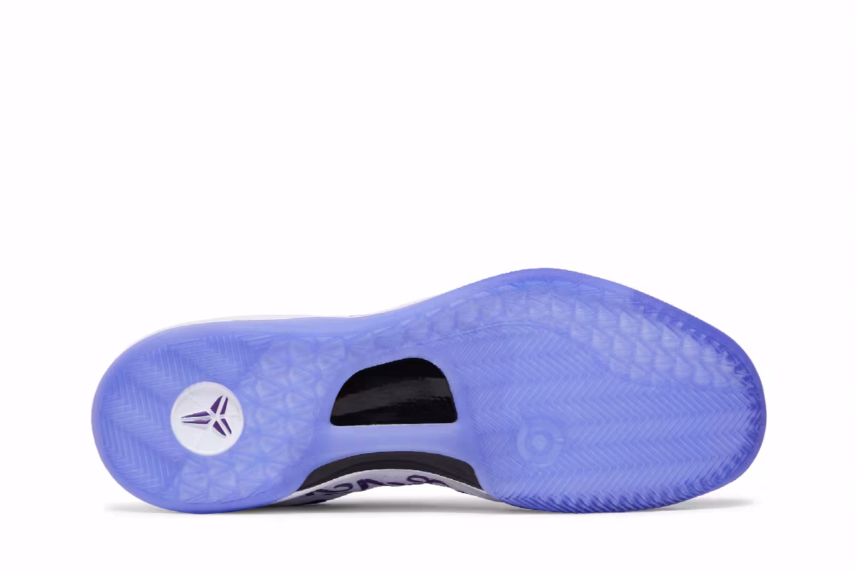Nike Kobe 8 Protro Court Purple, view 5