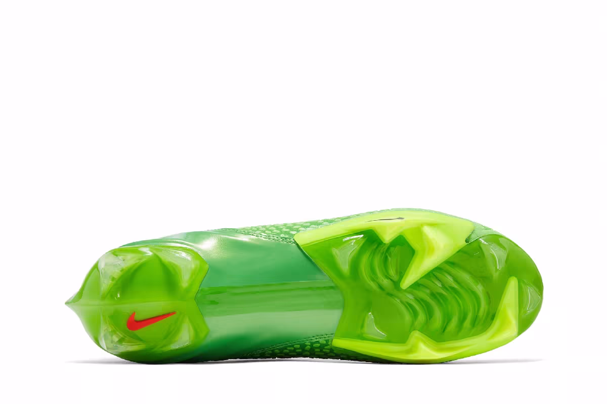 Nike Vapor Edge Kobe 6 SE Grinch Mismatch, view 5