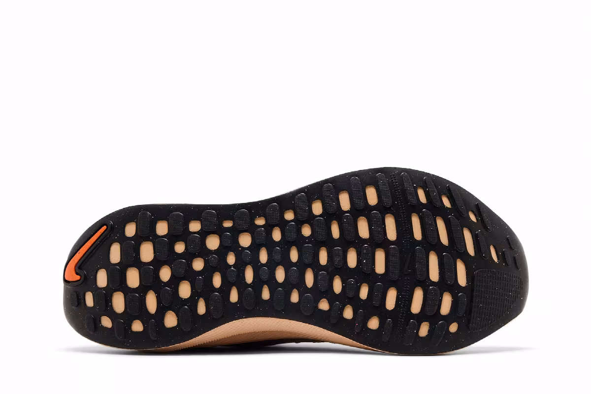 Nike ReactX Infinity Run 4 Neutral Olive Flax, view 5