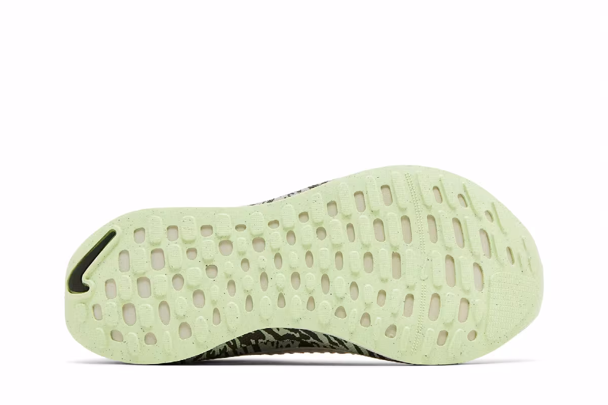 Nike Women's ReactX Infinity Run 4 Premium Light Bone Cargo Khaki, view 5