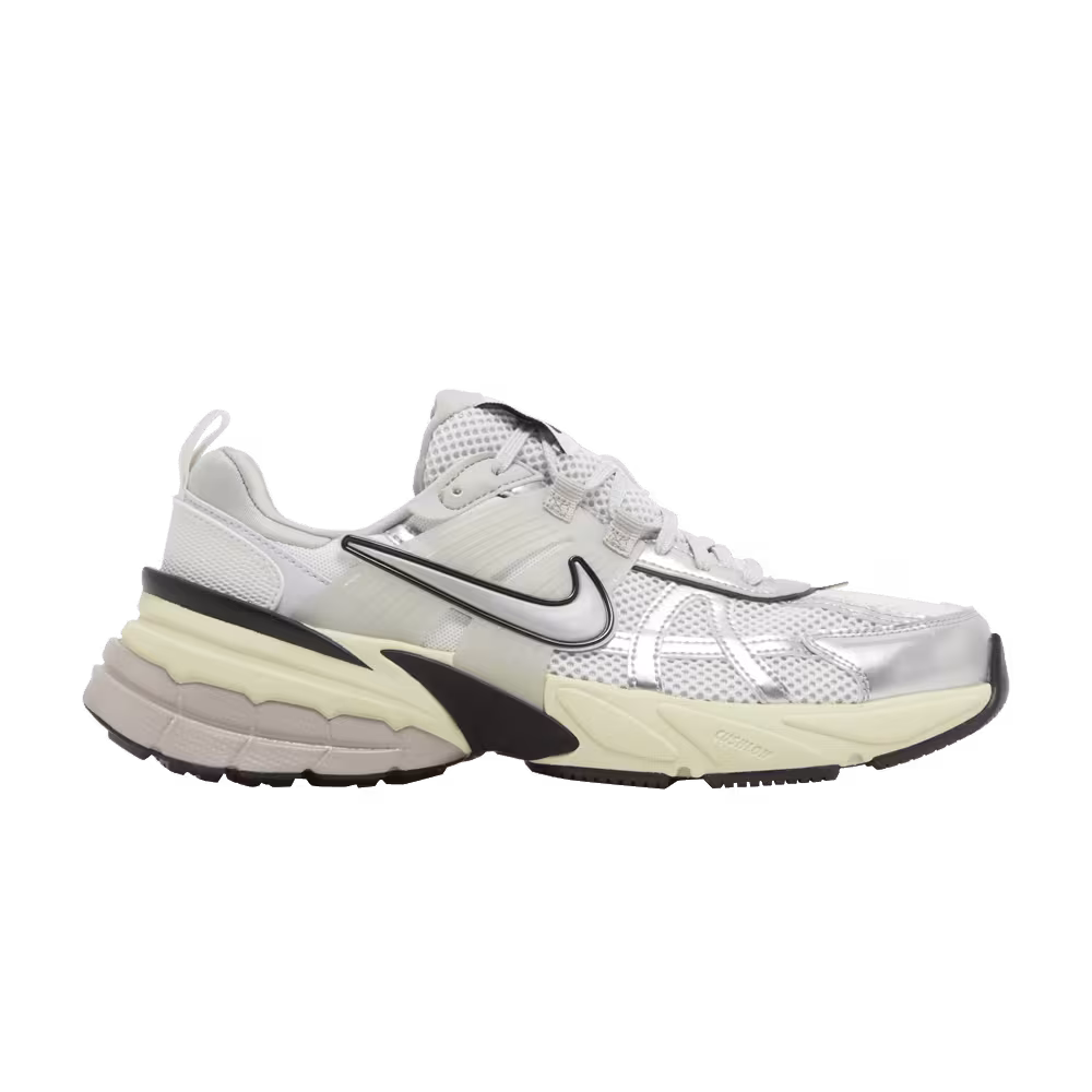 Nike Men's V2K Run Pure Platinum Metallic Silver