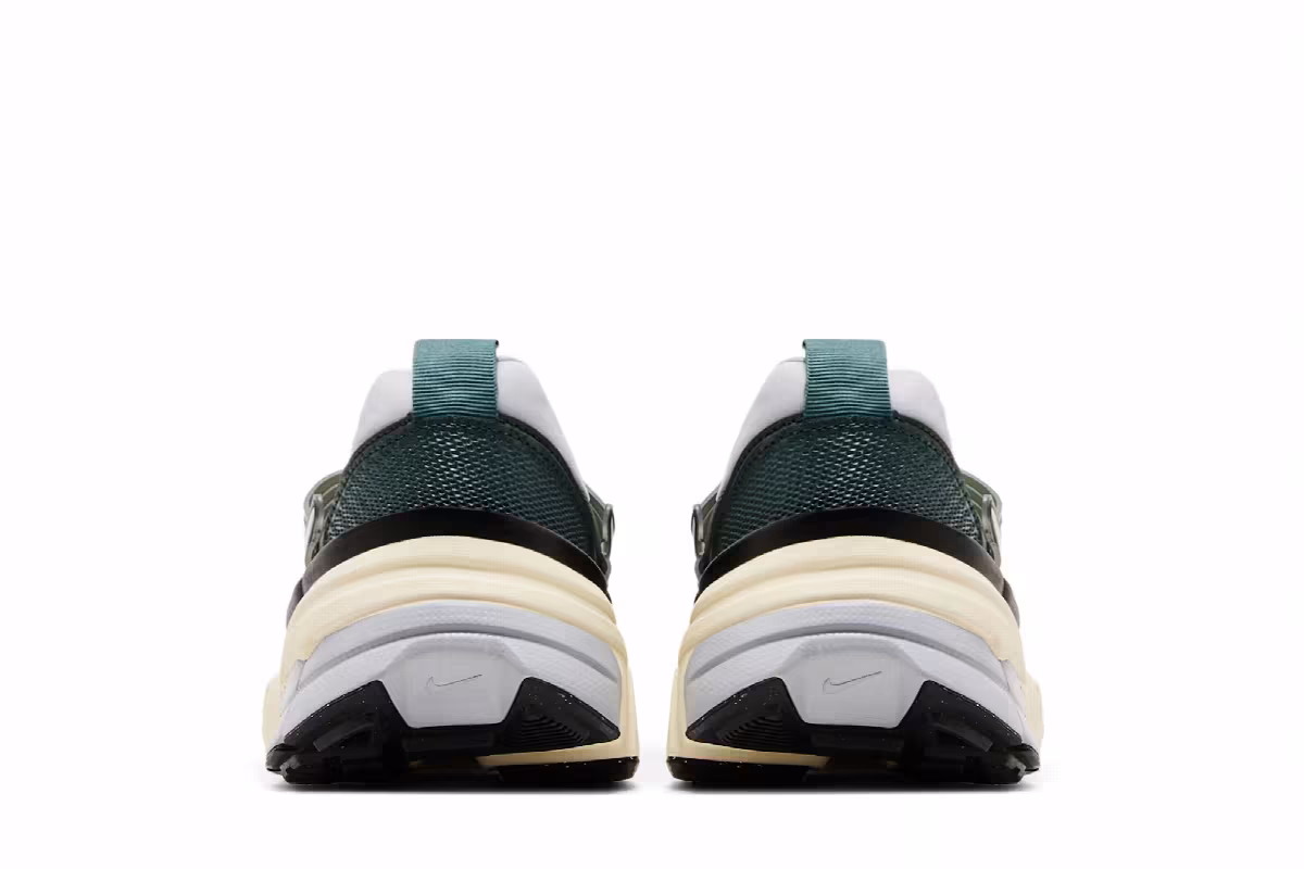 Nike V2K Run Vintage Green, view 7